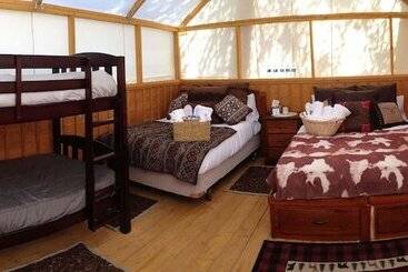 هتل روستایی Yd Guest Ranch
