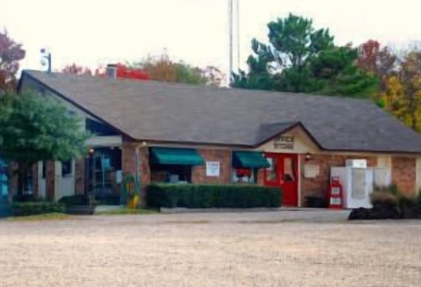 Lake Fork Marina & Motel