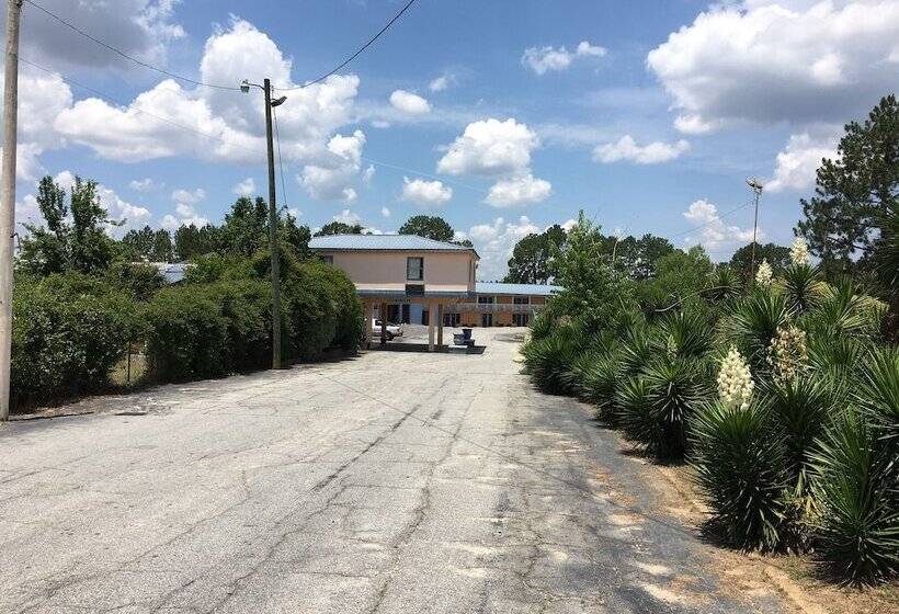 مُتل Ashburn Inn & Rv Park