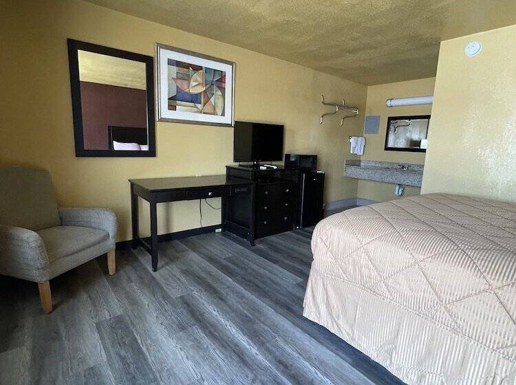 فندق على الطريق Budget Inn Ada