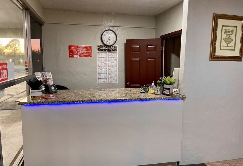 فندق على الطريق Budget Inn Ada