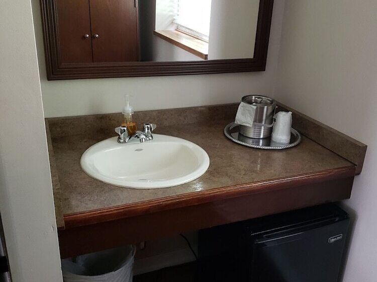 مُتل Roosevelt Inn Of Hyde Park