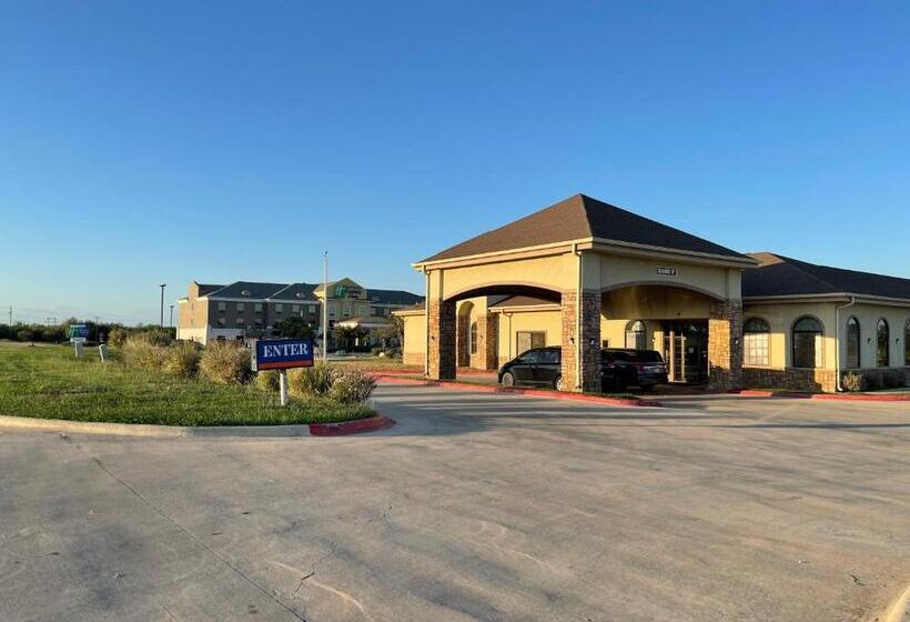 모텔 Sunbridge Inn And Suites