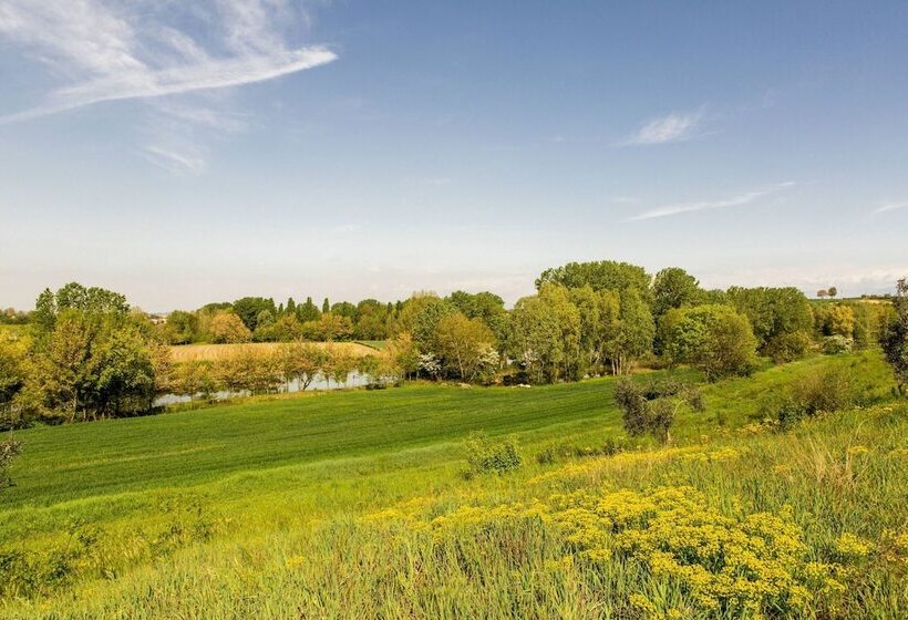 ペンション Relais Mondotella