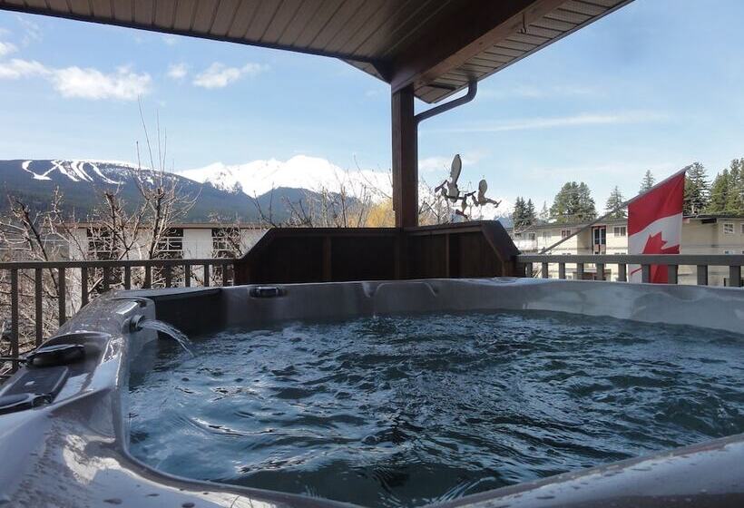 پانسیون Smithers Guesthouse