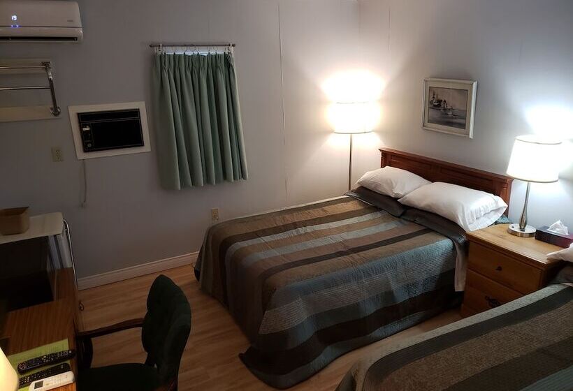 Pine Cone Motel