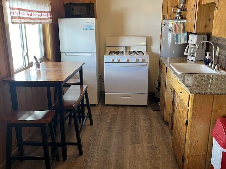 South Fork Lodge & Rv Park