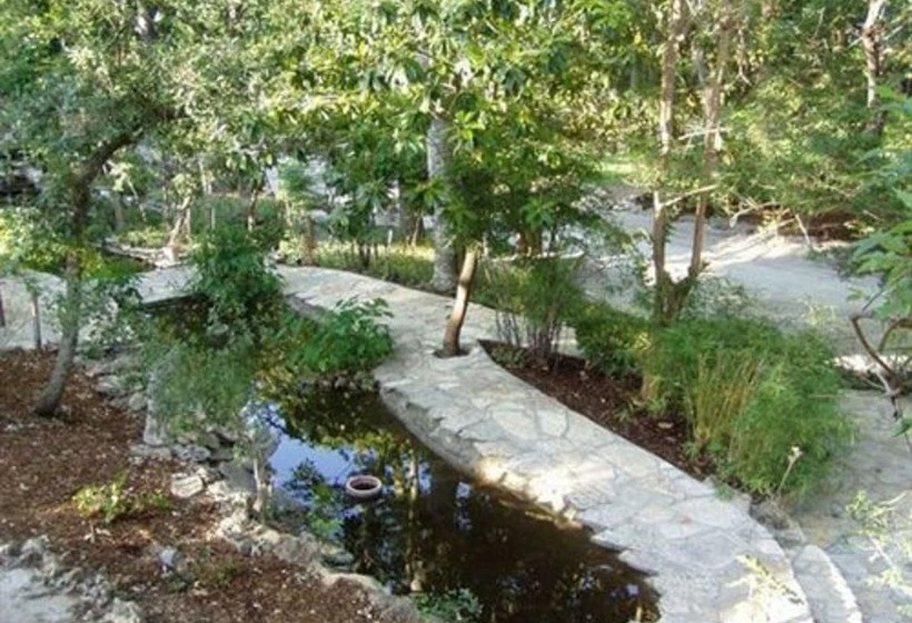 تختخواب و صبحانه Creekhaven Inn & Spa