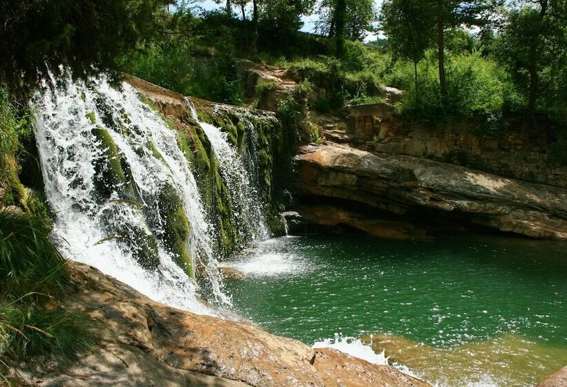 هتل Camping Puigcercós
