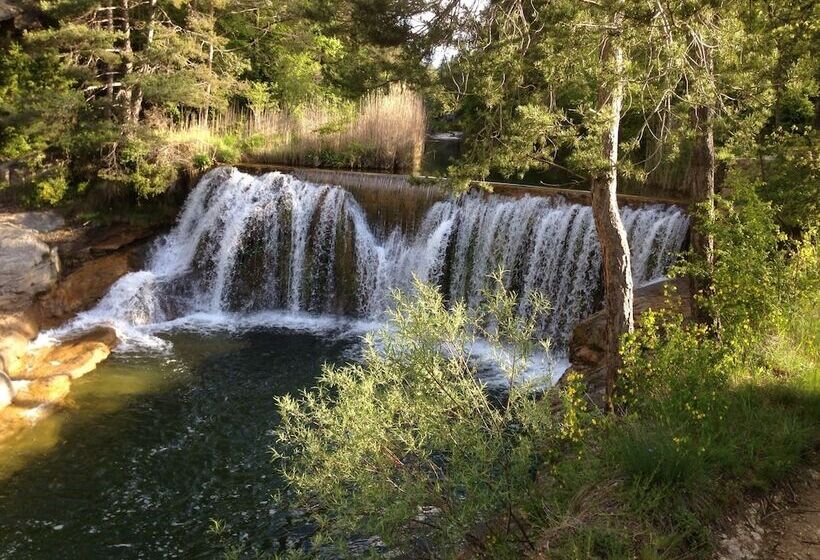 هتل Camping Puigcercós