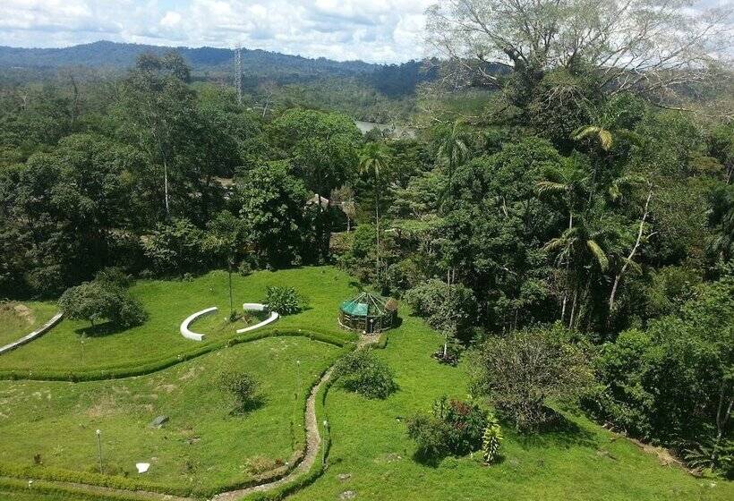 هتل Christian Resort