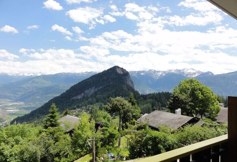 هتل Hostellerie De L Ardève