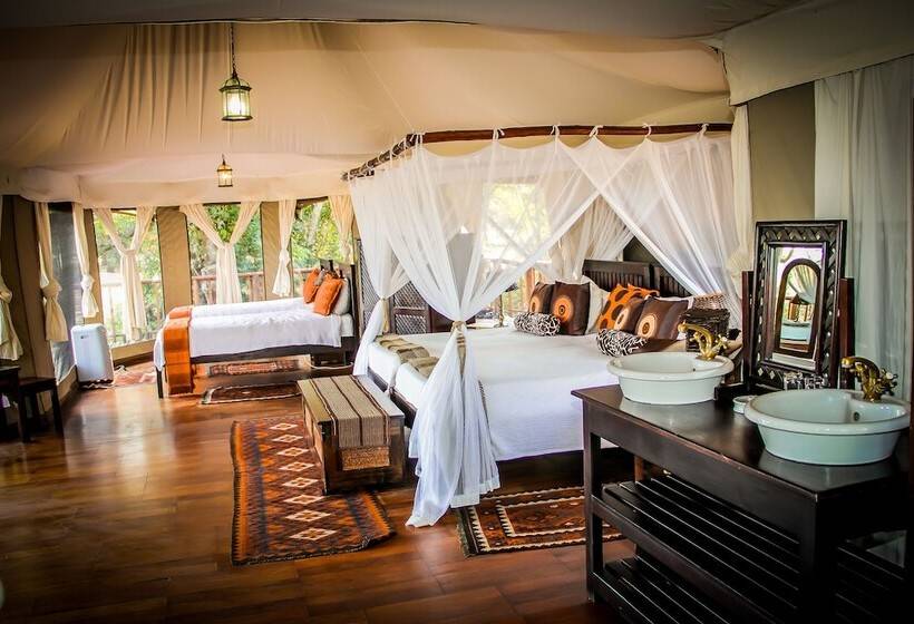 Отель Thula Thula Game Lodge