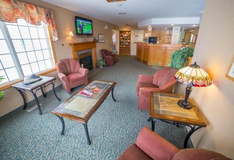 هتل Woodland Inn Meadow Lake