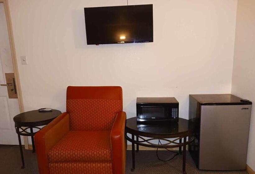 Мотель Hometown Inn Lakin