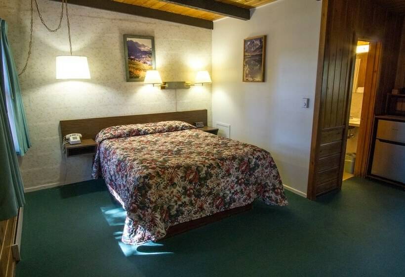 Mountain Pine Motel