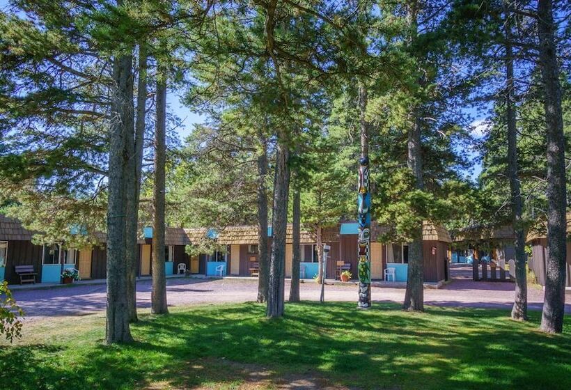 Mountain Pine Motel