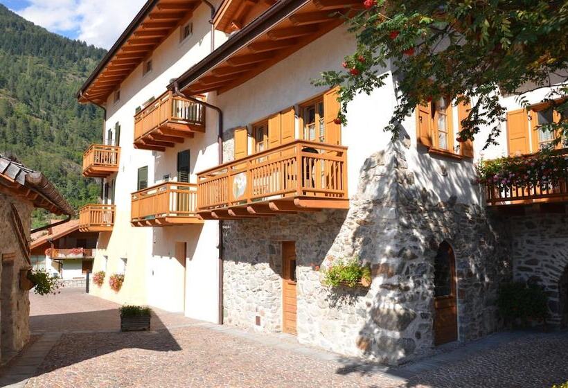 إقامة Appartamenti Pellizzano