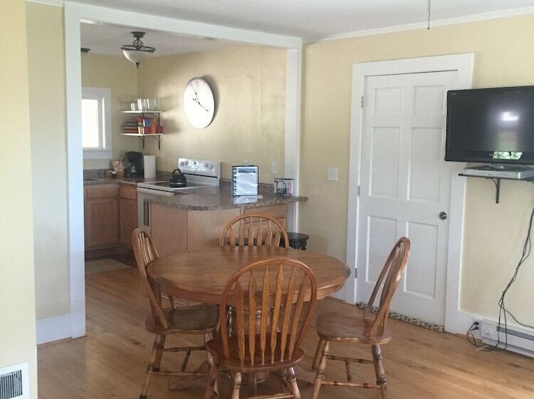 استراحتگاه River Rock Cottages