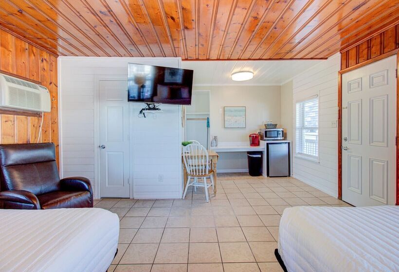 Seawitch Motel