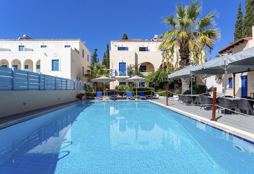 Vanas Apartments