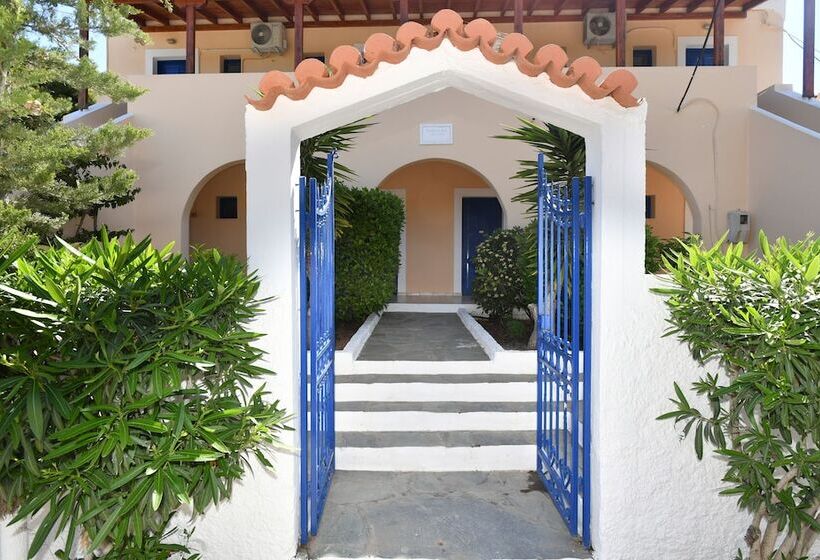 Vanas Apartments