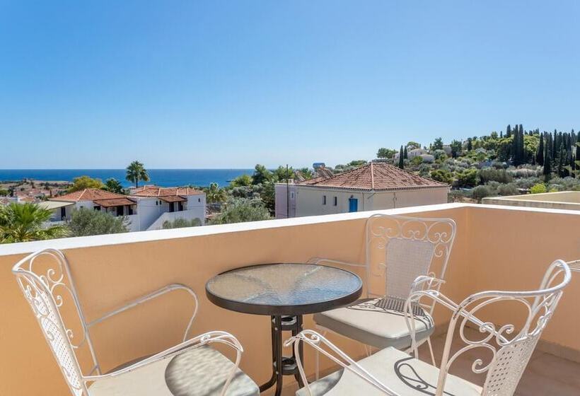 Vanas Apartments