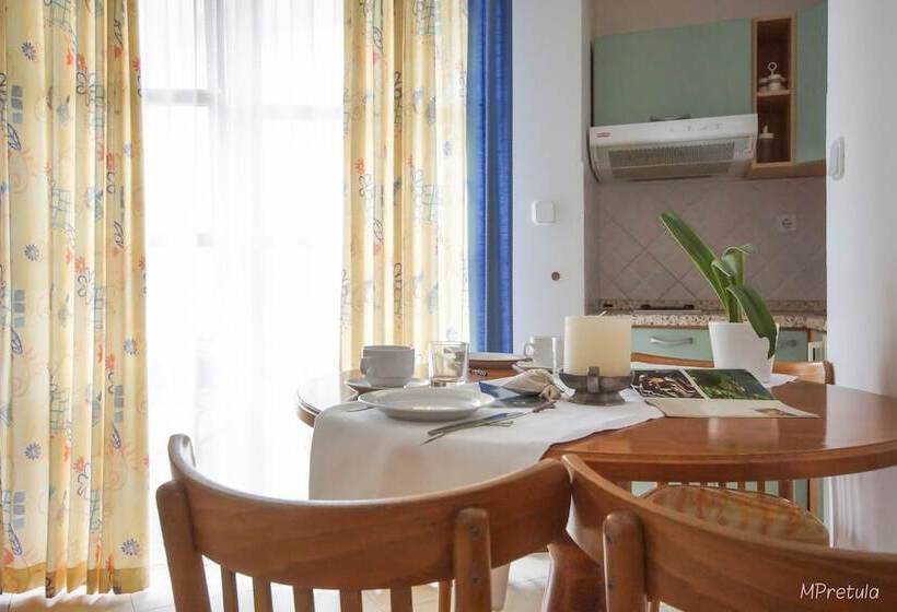 هتل Apartments And Rooms Degra
