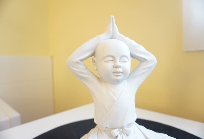 هتل Herdegen Rooms   Self Check In