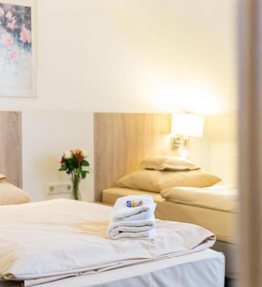 Отель Kelkheimer Hof