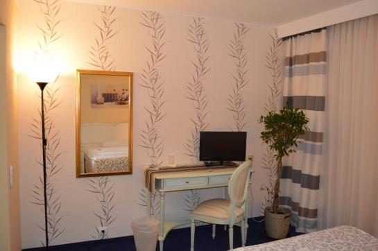 בית מלון כפרי Royal Hanau