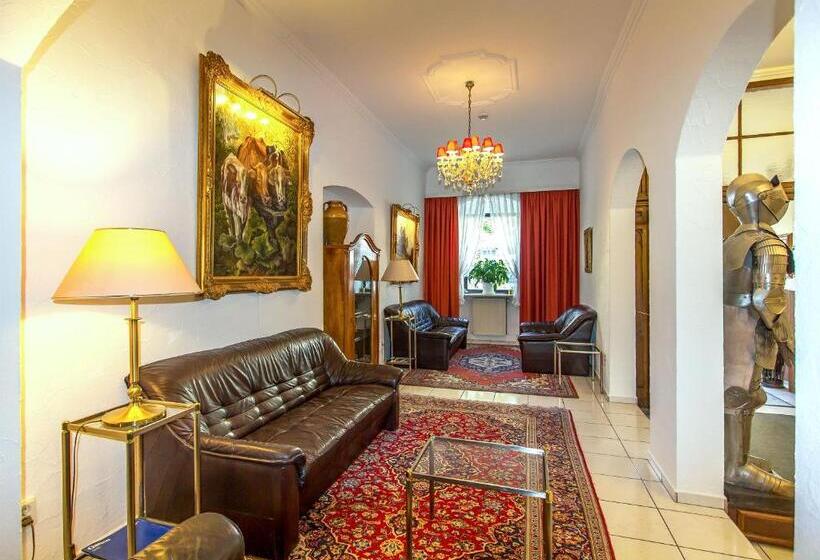 בית מלון כפרי Adler