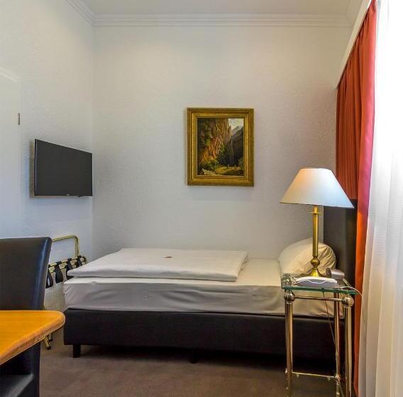 בית מלון כפרי Adler