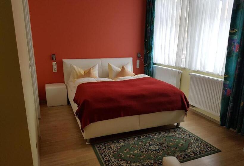 هتل Am Kuhbogen