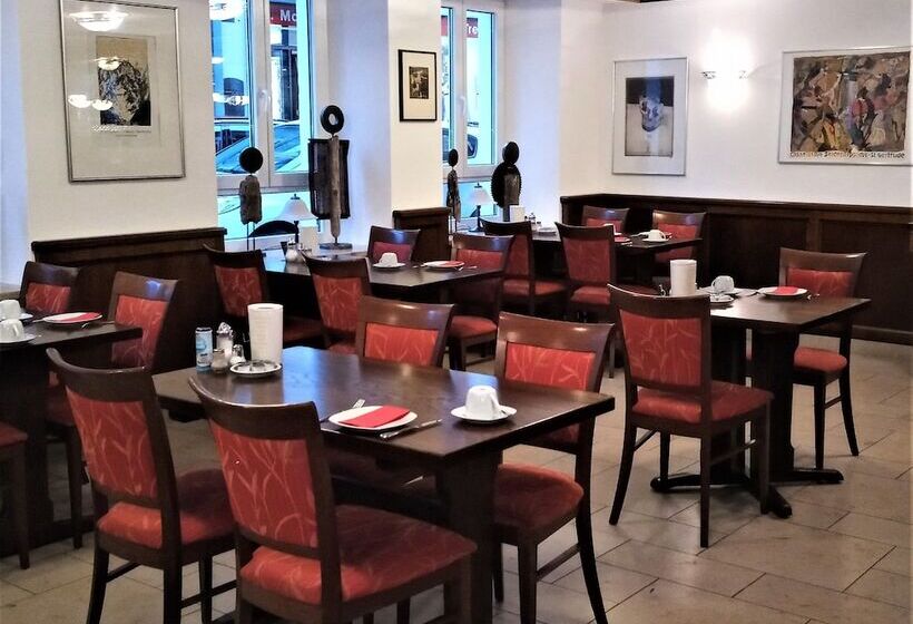 호텔 Garni  Am Ellinger Tor