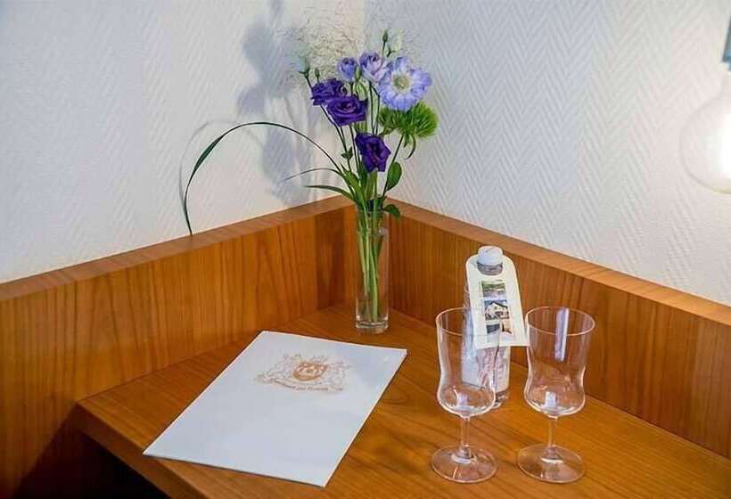 Отель Gasthaus Zur Krone