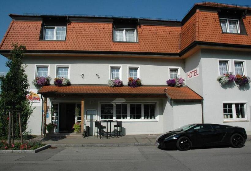 호텔 Mayers Waldhorn Zwischen Reutlingen Und Tübingen