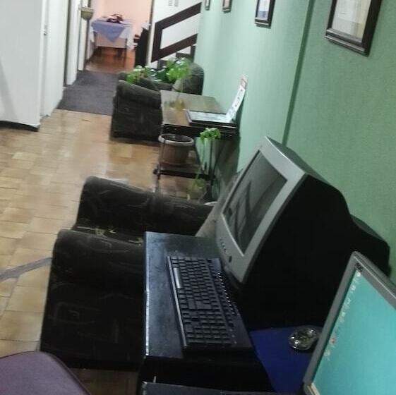 Nuevo Maragato Hotel & Hostel