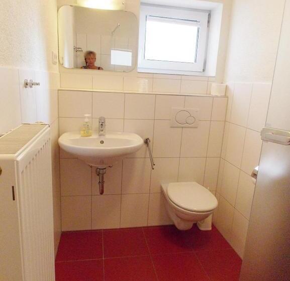 פנסיון Gasthaus Traube, Ludwigshafen, Bodensee, Seenah Gelegen