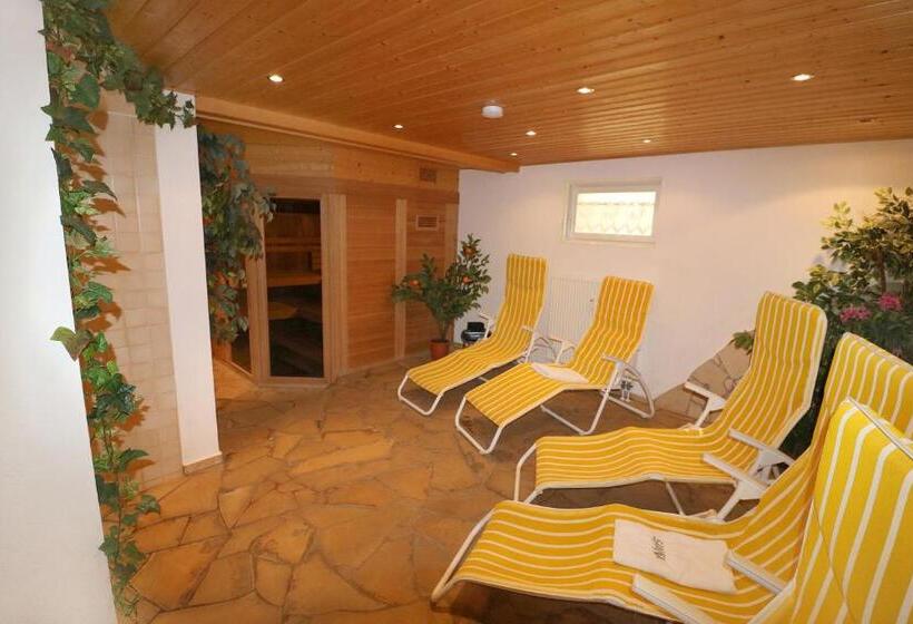 Отель Ferienwohnung Zur Hopfenkönigin