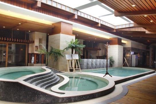 هتل Grand Oriental