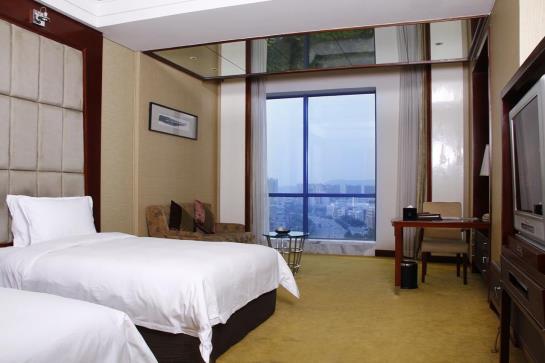 Отель Grand Oriental
