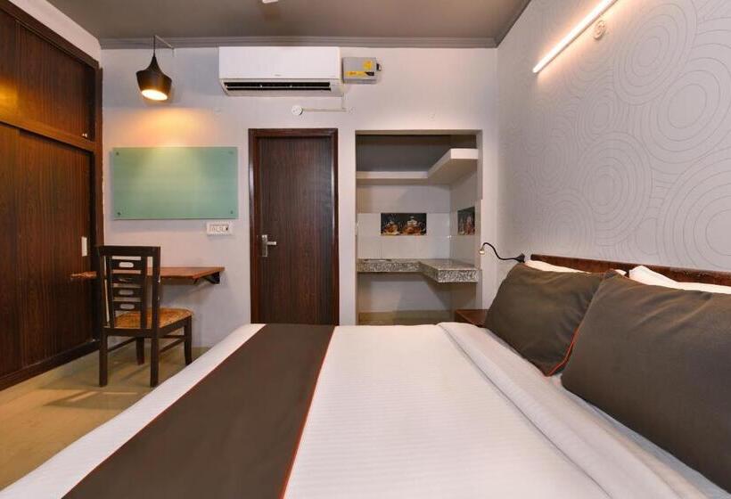 Collection O Hotel Ratiram Palace
