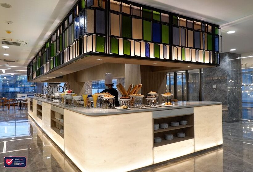 هتل Anara Airport