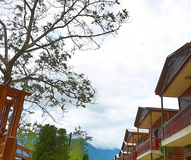 هتل Dergiz Tatil Koyu