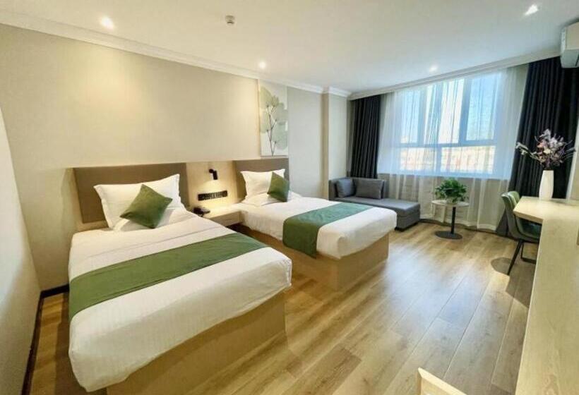 هتل Green Tree Inn Xinjiang Uygur Autonomous Region Korla Bazhou Bus Terminal Beishan Road Express