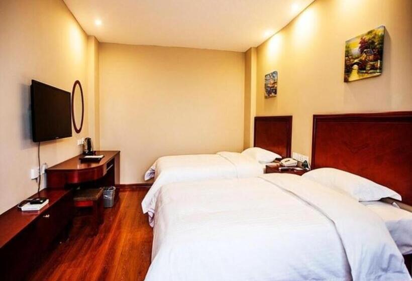 هتل Green Tree Inn Xinjiang Uygur Autonomous Region Korla Bazhou Bus Terminal Beishan Road Express