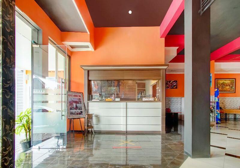 هتل Super Capital O 90151 Guest House 180