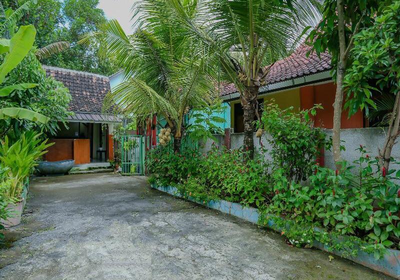 هتل Hidden Village Uluwatu By Oyo Rooms