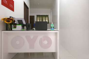 هتل Jade Apartelle By Oyo Rooms
